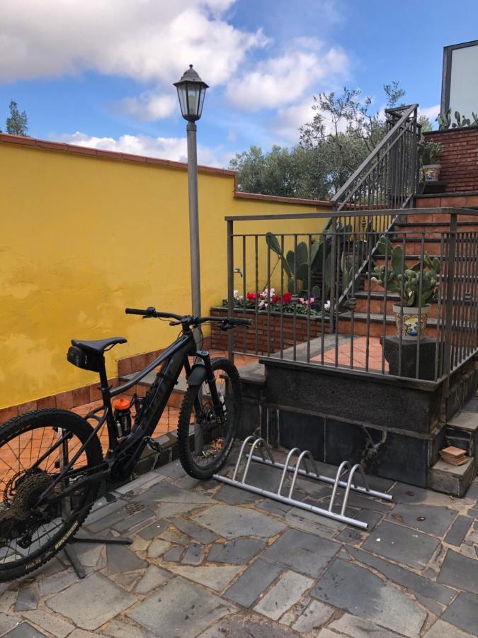 Opuntia Dell'Etna Bike House Apartment Mascalucia Exterior photo